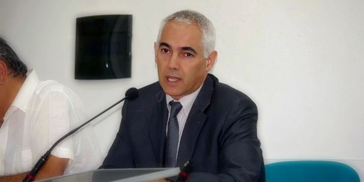 Ingrandisci la foto: Stop ai botti di Capodanno, Gariazzo firma l'ordinanza Stop ai botti di Capodanno, Gariazzo firma l'ordinanza