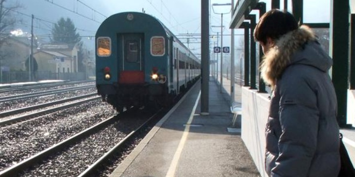 Ingrandisci la foto: Studenti pendolari: Accredito su conto corrente dei contributi spese viaggio dal 06/11/2019 Studenti pendolari: Accredito su conto corrente dei contributi spese viaggio dal 06/11/2019