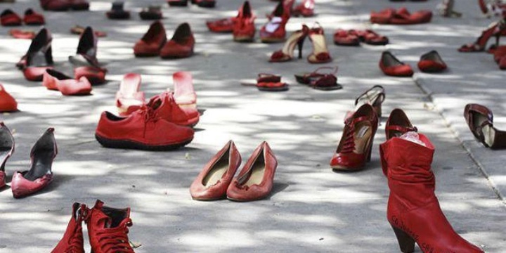 Ingrandisci la foto: Violenza sulle donne Violenza sulle donne