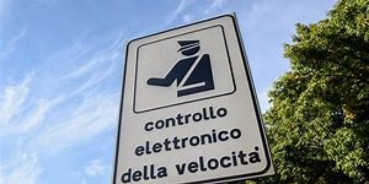 Ingrandisci la foto: Avviso di posizionamento autovelox mobile - mese di MARZO 2020 Avviso di posizionamento autovelox mobile - mese di MARZO 2020