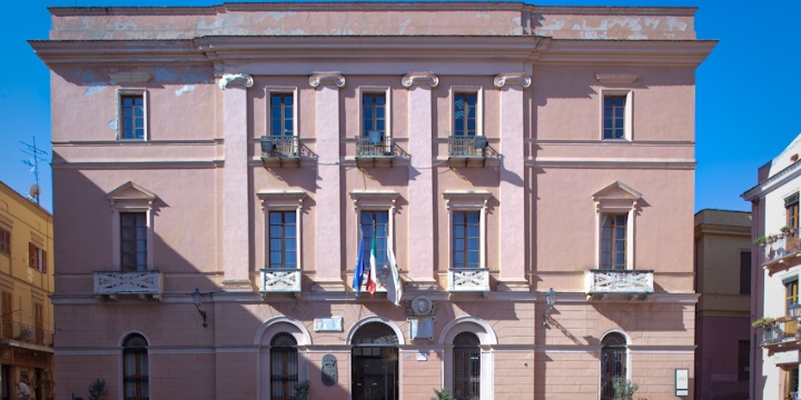 Ingrandisci la foto: Riapertura Uffici Decentrati -Servizi Demografici - Protocollo - URP - Via Pacinotti presso ex Tribunale Riapertura Uffici Decentrati -Servizi Demografici - Protocollo - URP - Via Pacinotti presso ex Tribunale