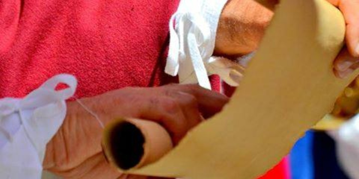 Ingrandisci la foto: Estate Medioevale Iglesiente: CHIAMATA DEI BALESTRIERI Estate Medioevale Iglesiente: CHIAMATA DEI BALESTRIERI