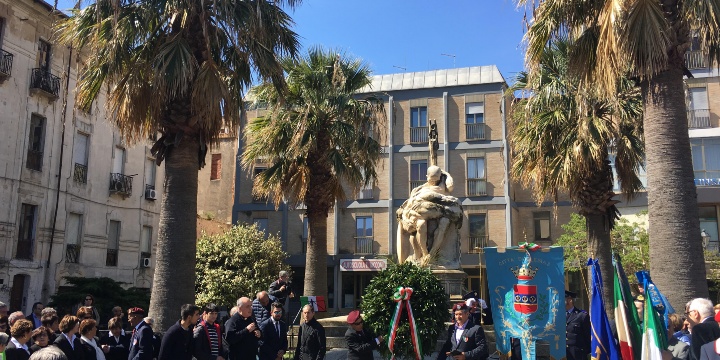 Ingrandisci la foto: Consulta anziani: "Abbiamo il dovere il commemorare il 25 aprile" Consulta anziani: "Abbiamo il dovere il commemorare il 25 aprile"