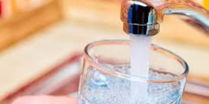 Ingrandisci la foto: Giudizio di idoneità al consumo dell'acqua nella frazione San Benedetto Giudizio di idoneità al consumo dell'acqua nella frazione San Benedetto