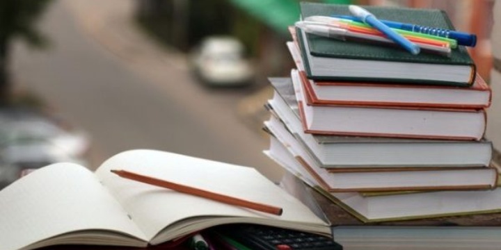 Ingrandisci la foto: Assegni di studio per studenti capaci e meritevoli in disagiate condizioni economiche (a.s. 2024 - 2025) Assegni di studio per studenti capaci e meritevoli in disagiate condizioni economiche (a.s. 2024 - 2025)