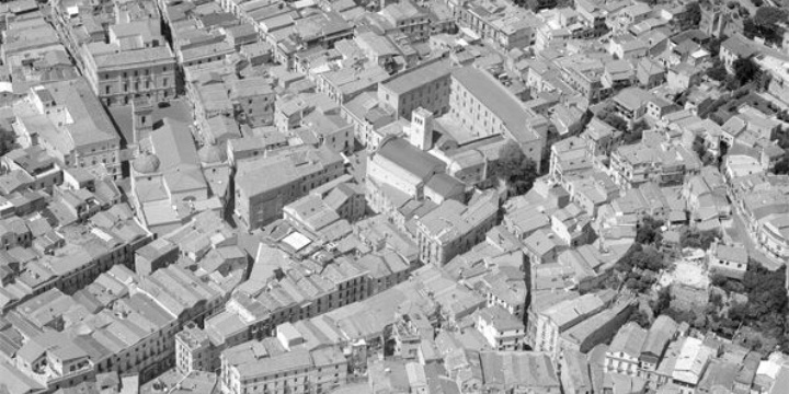 Ingrandisci la foto: Puc, incontro sul governo e progetto del territorio per lo sviluppo Puc, incontro sul governo e progetto del territorio per lo sviluppo